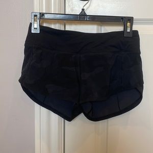 Camo-black Lululemon Speedup shorts- size 2 with a 2.5” inseam